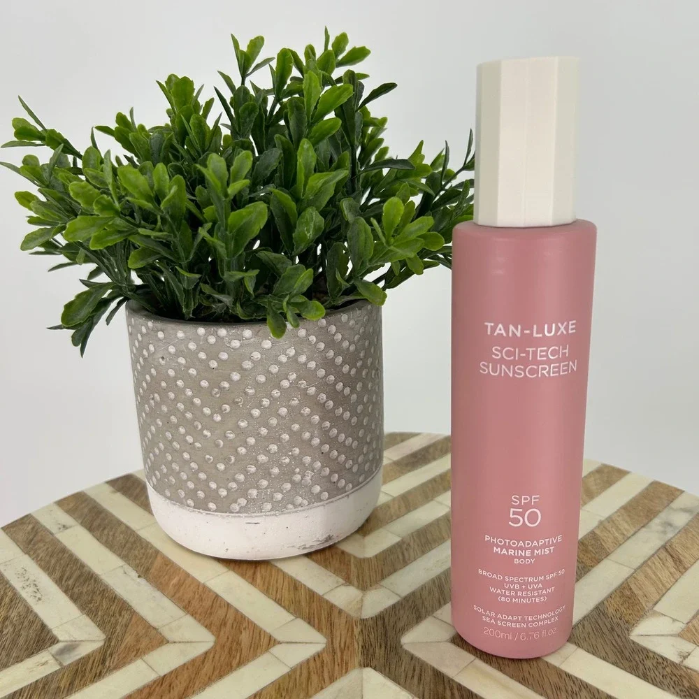 Tan-Luxe Sci-Tech Sunscreen SPF 50 Mist Body 200ml 6.76oz New Exp 08/2027